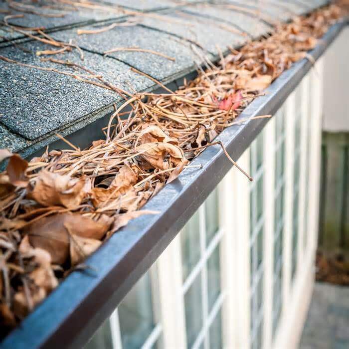 Local Contractor for Eavestrough Cleaning - Elite Flow Gutters