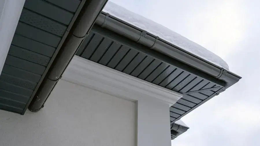 Professional Soffit Installation in Burnaby, BC - Elite Flow Gutters